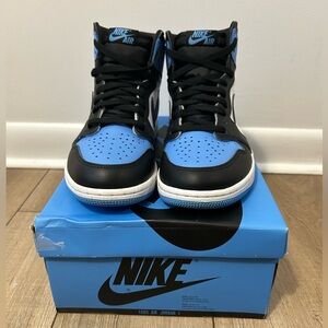 Jordan 1 Retro OG High UNC Toe Size 8 in Men